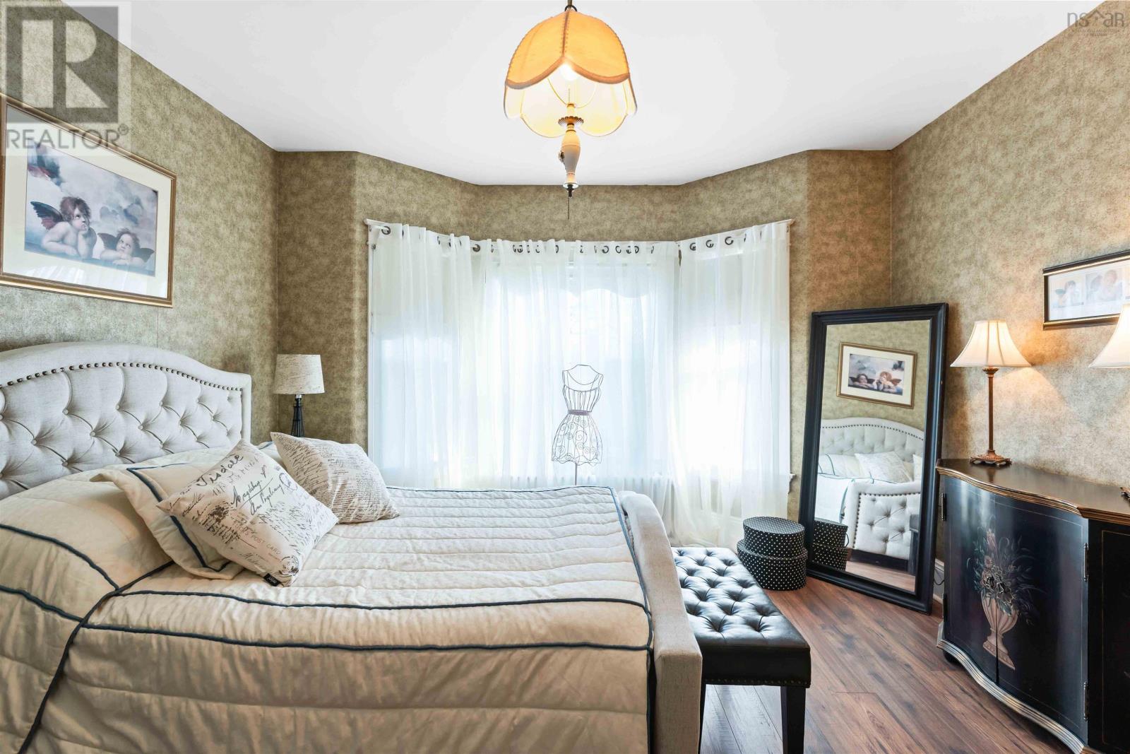 Property 37 of 47 of 20 Victoria Avenue