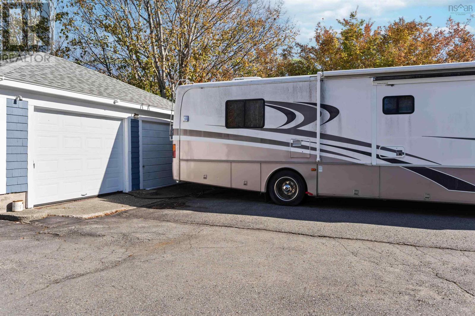 Property 7 of 47 of 20 Victoria Avenue