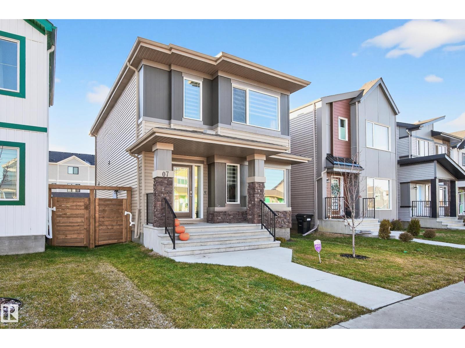 7 Emerald WY E, Spruce Grove