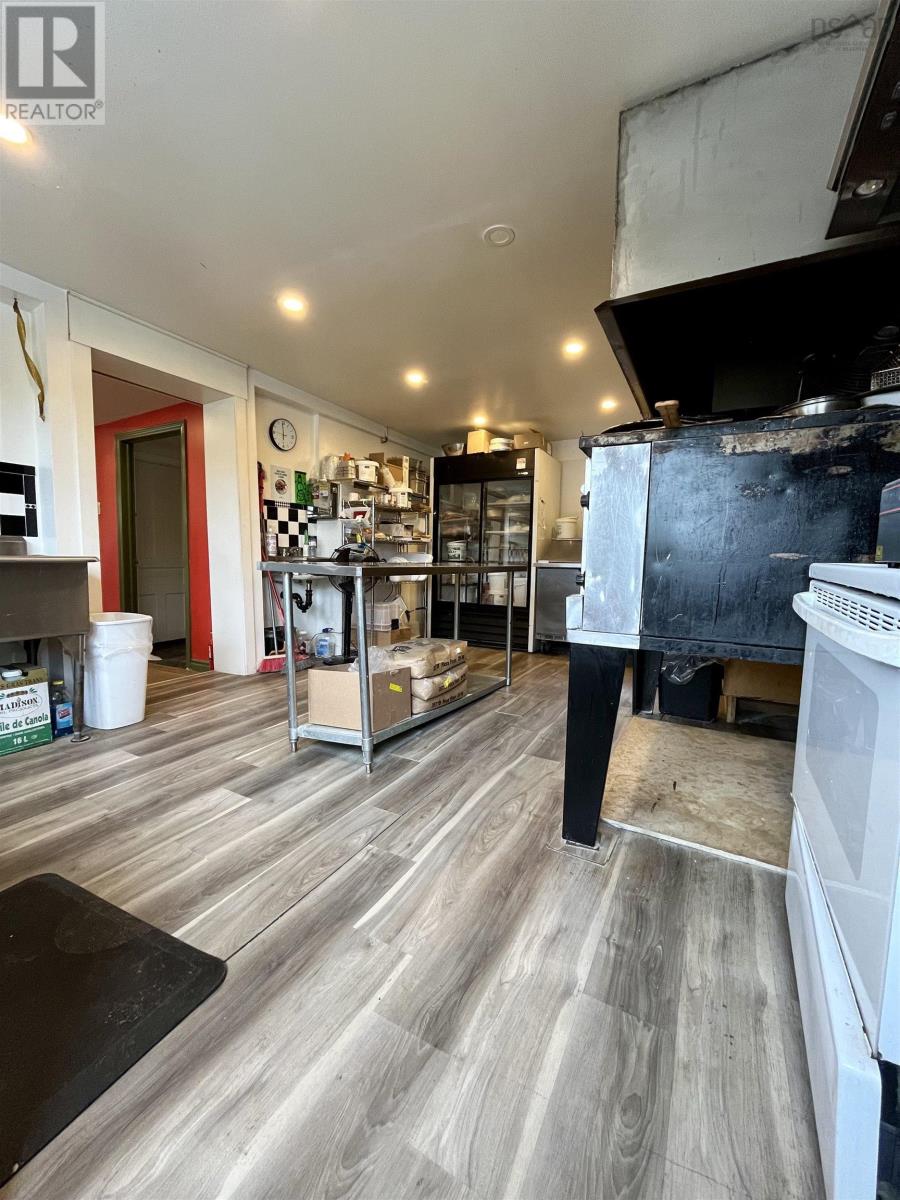 Property 28 of 49 of 1252 River Road