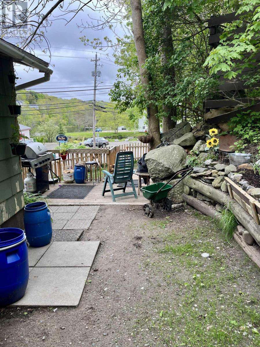 Property 44 of 49 of 1252 River Road