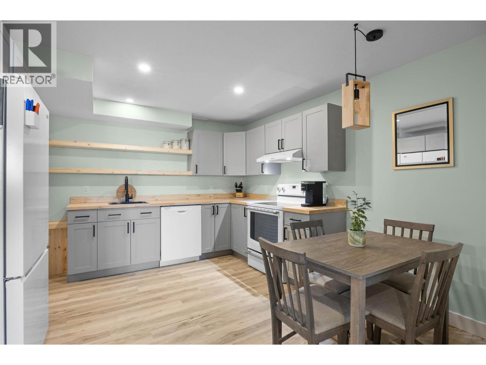 2190 GARYMEDE Drive, Kamloops