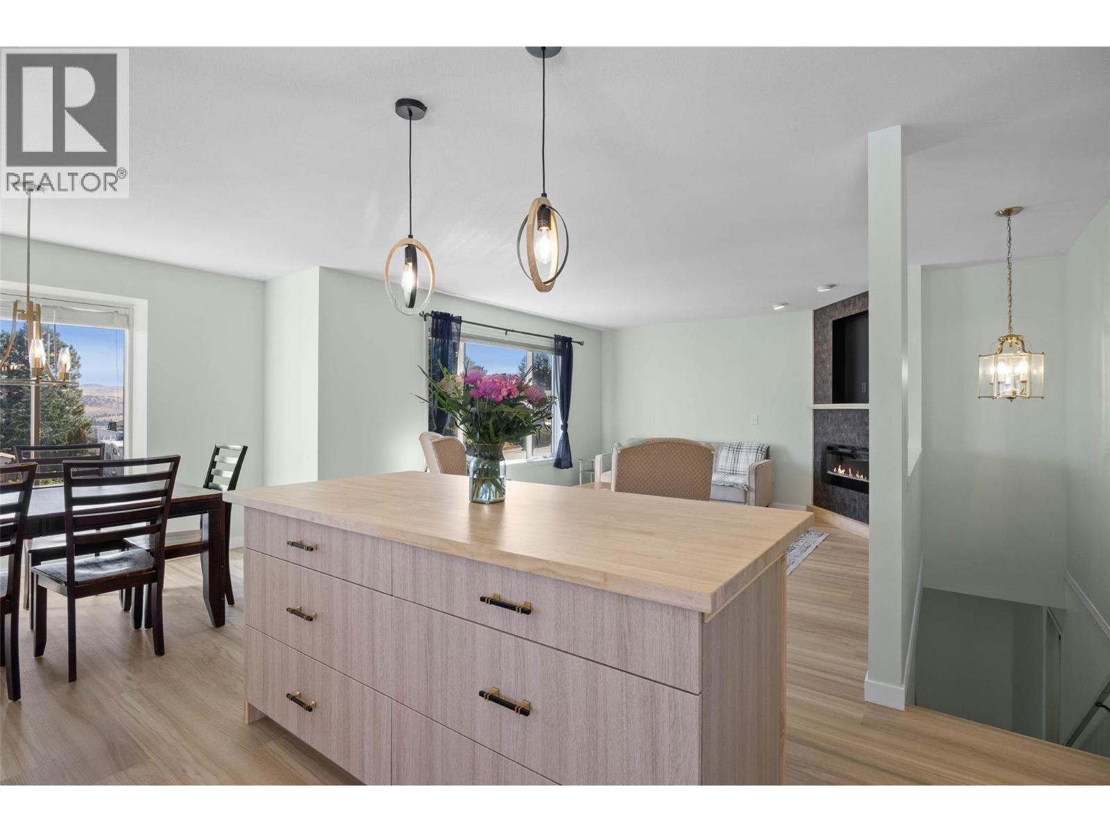 2190 GARYMEDE Drive, Kamloops