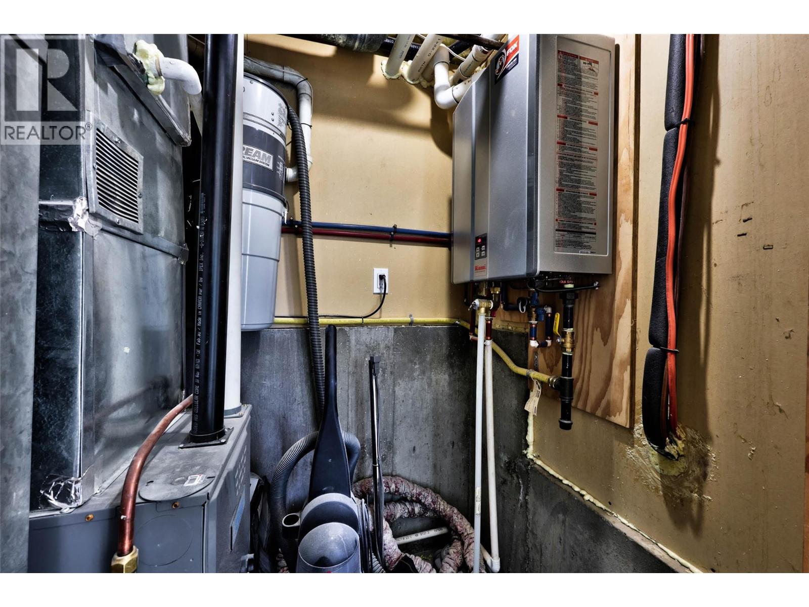 2190 GARYMEDE Drive, Kamloops