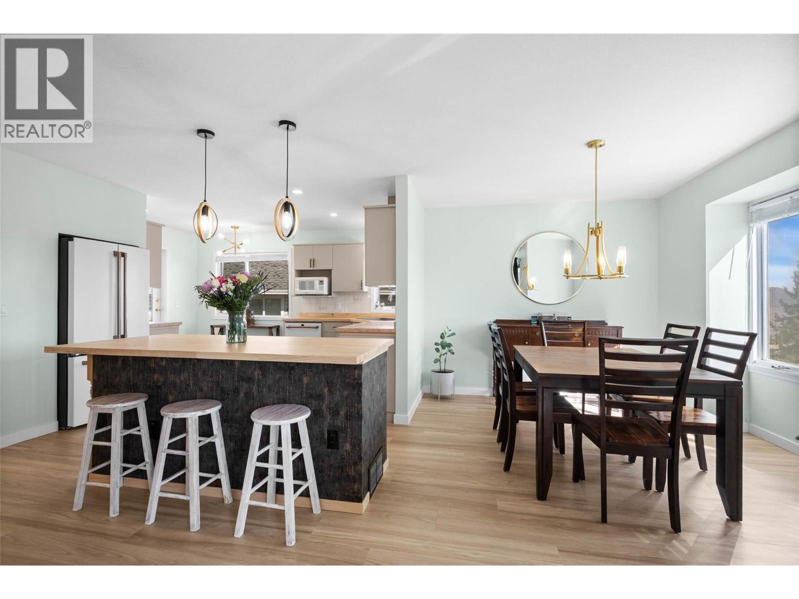 2190 GARYMEDE Drive, Kamloops