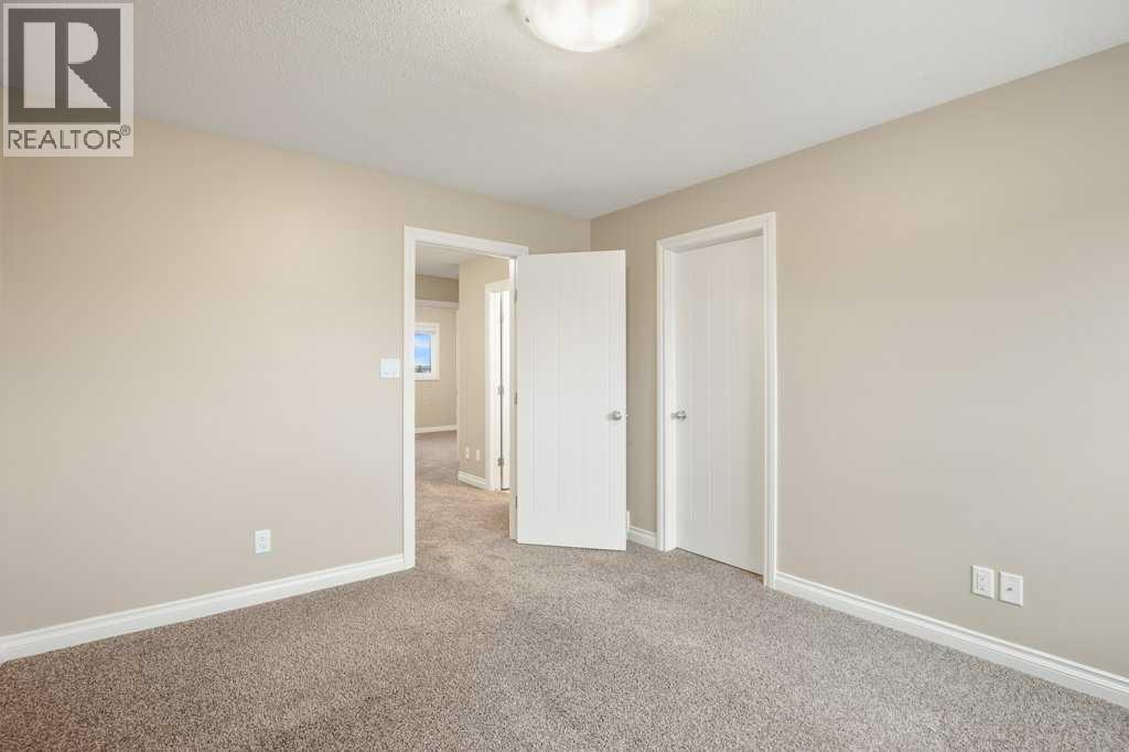 25 Ross Close, Sylvan Lake