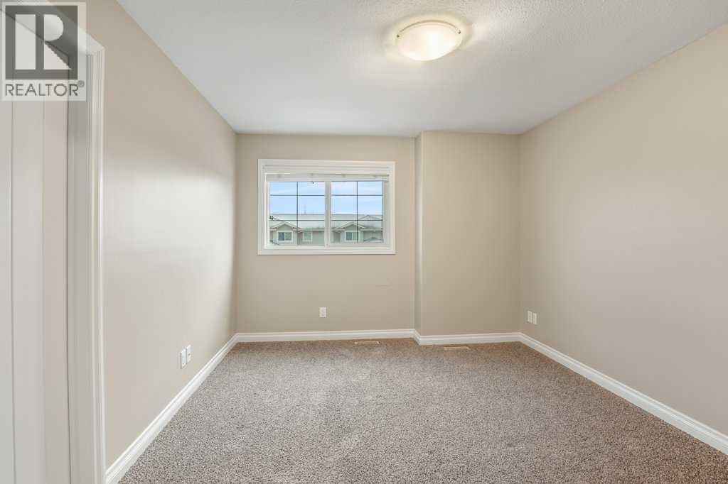 25 Ross Close, Sylvan Lake