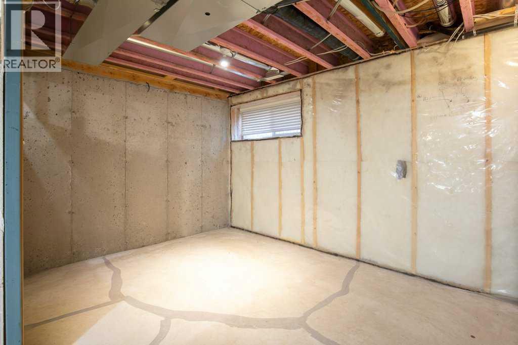 25 Ross Close, Sylvan Lake