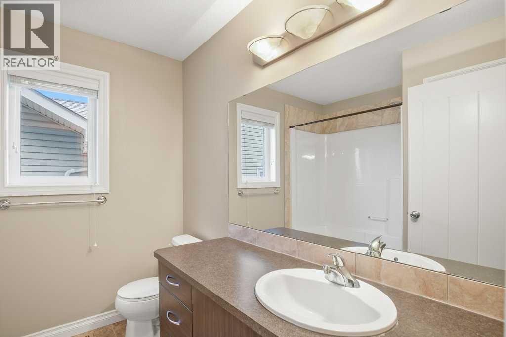 25 Ross Close, Sylvan Lake