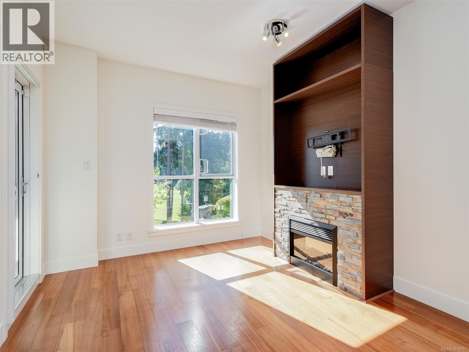 218 1400 Lynburne Place, Langford