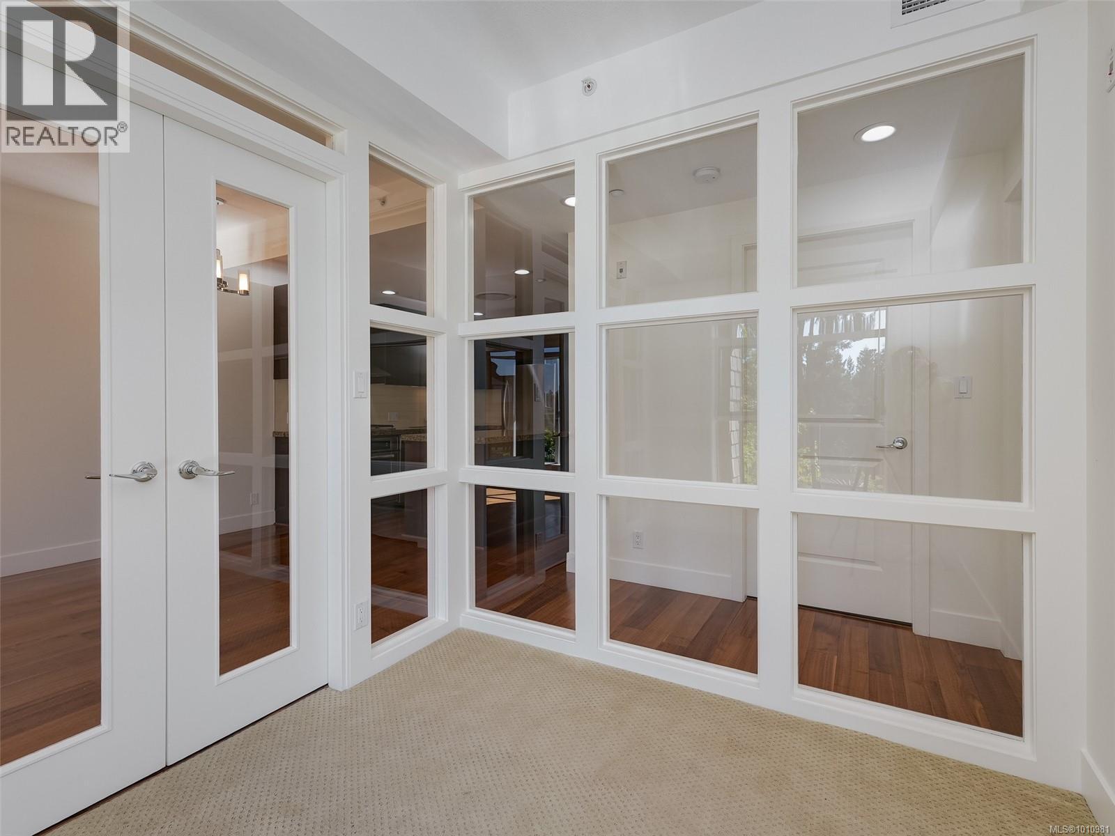 218 1400 Lynburne Place, Langford