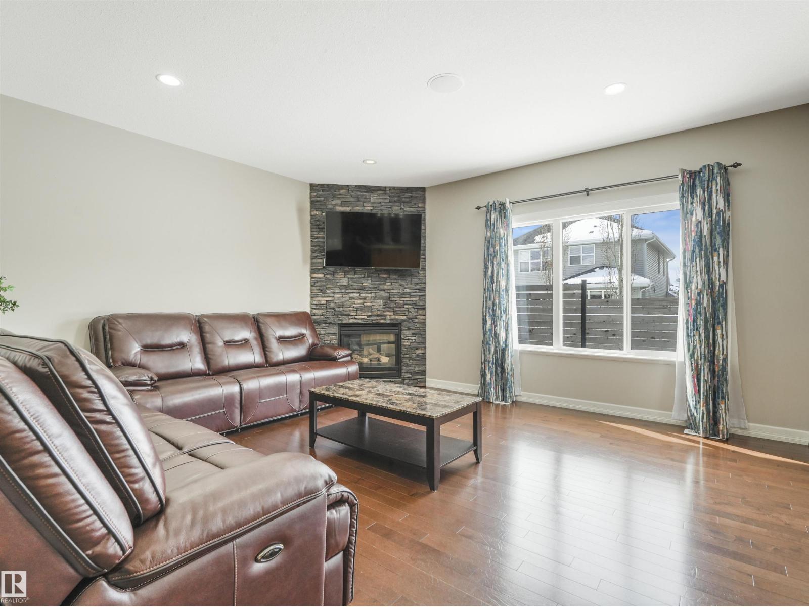 262 SHEPPARD CI, Leduc