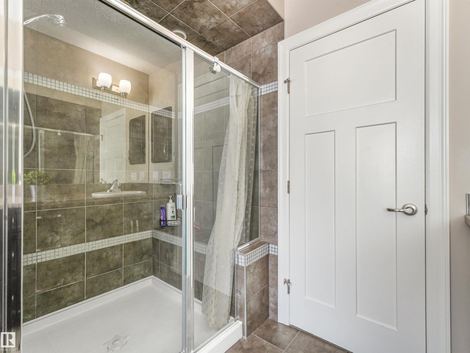 262 SHEPPARD CI, Leduc