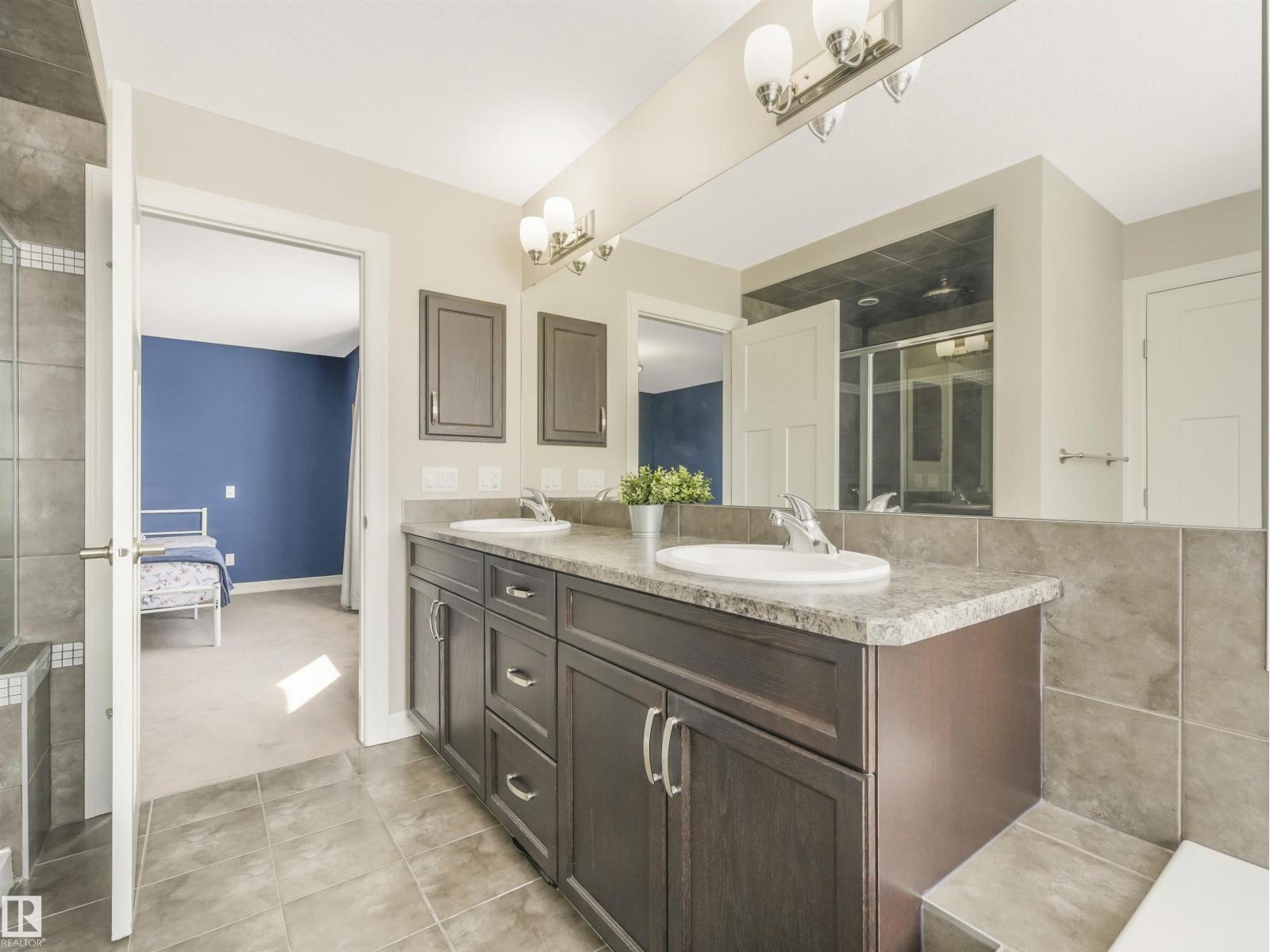 262 SHEPPARD CI, Leduc