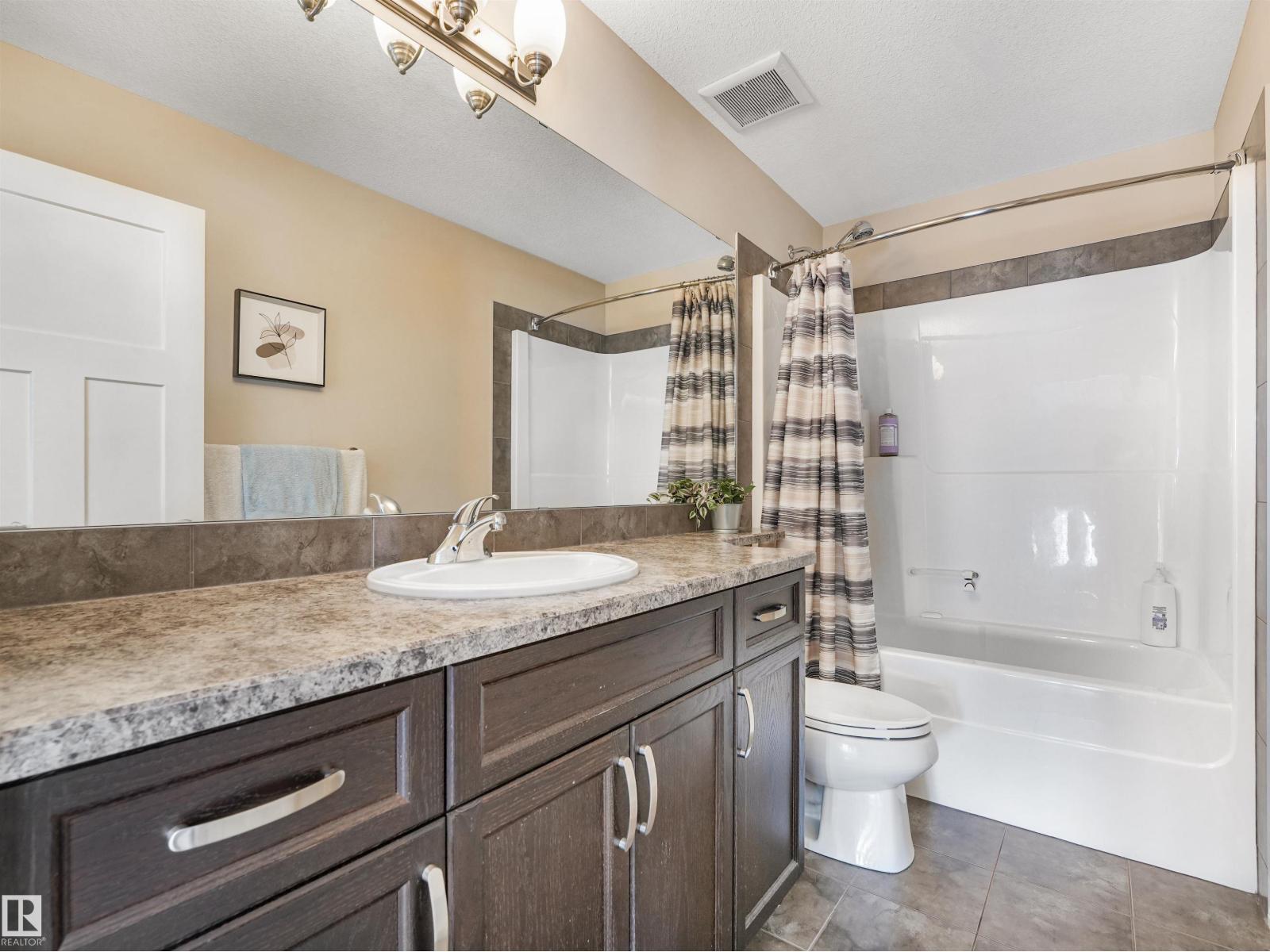 262 SHEPPARD CI, Leduc