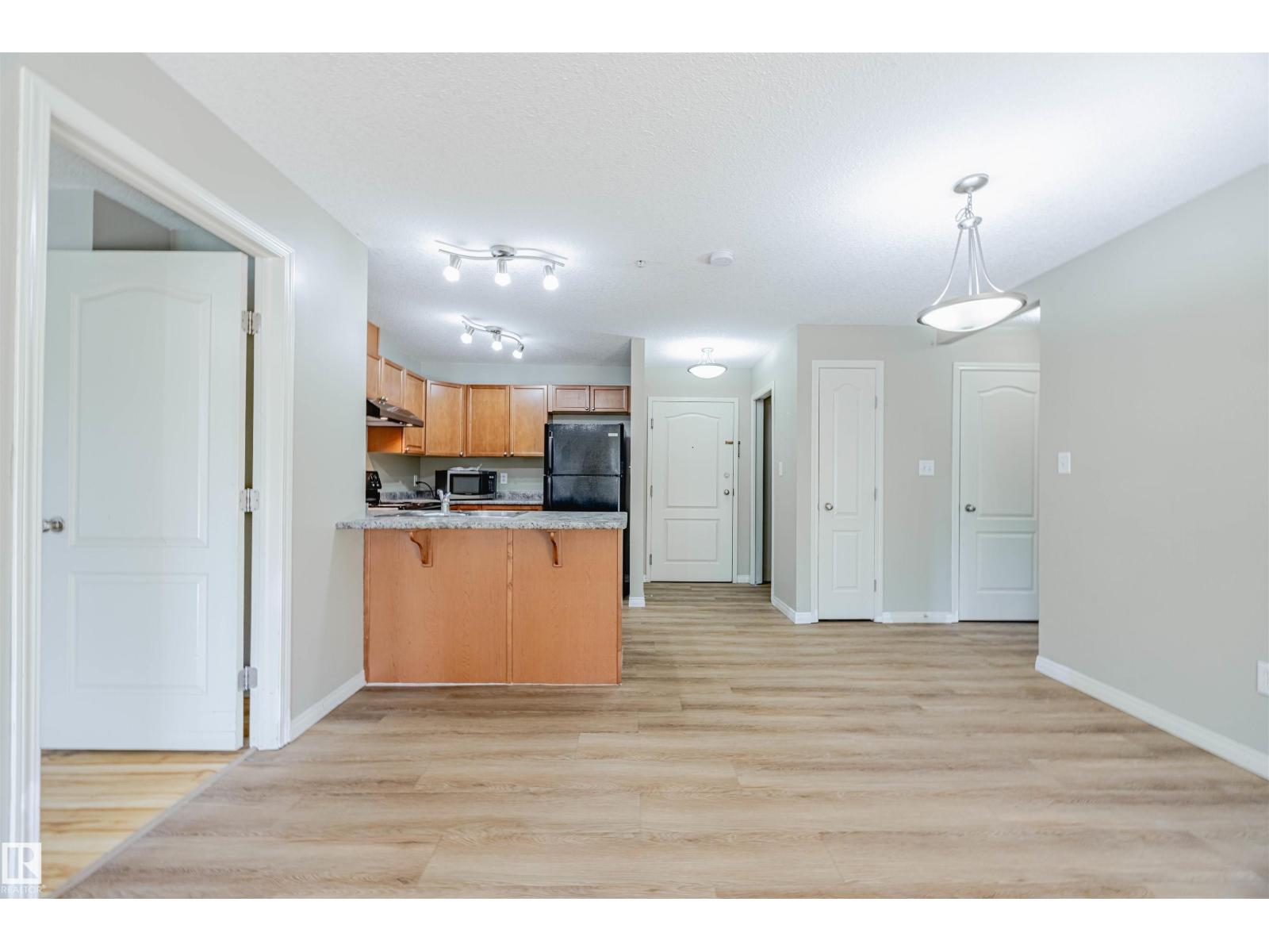 #210 4903 47 AV, Stony Plain