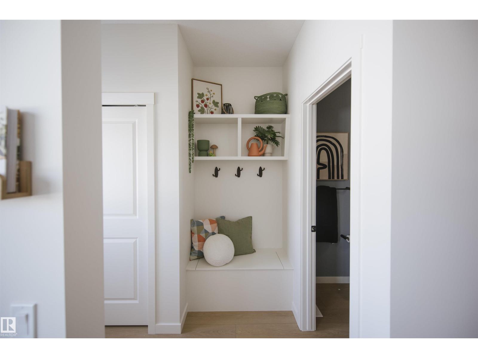 2323 160 ST SW SW, Edmonton