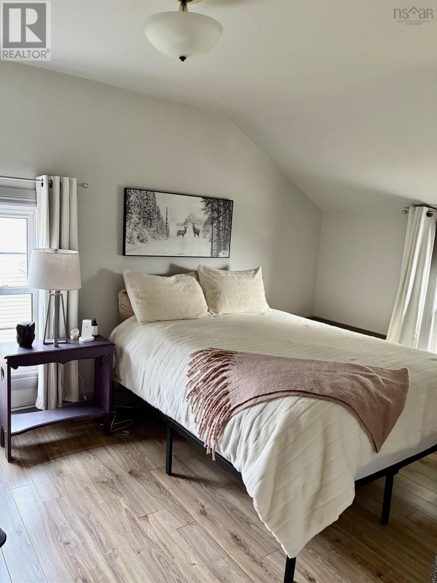 Property 5 of 18 of 800 Shore Road