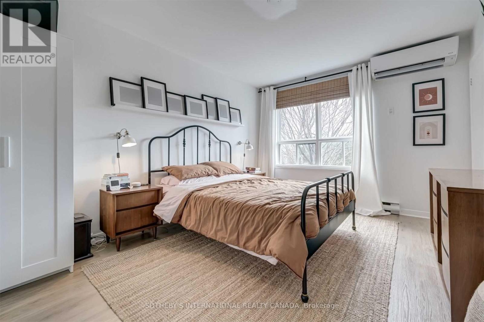 1458 BAYVIEW AVENUE - 26