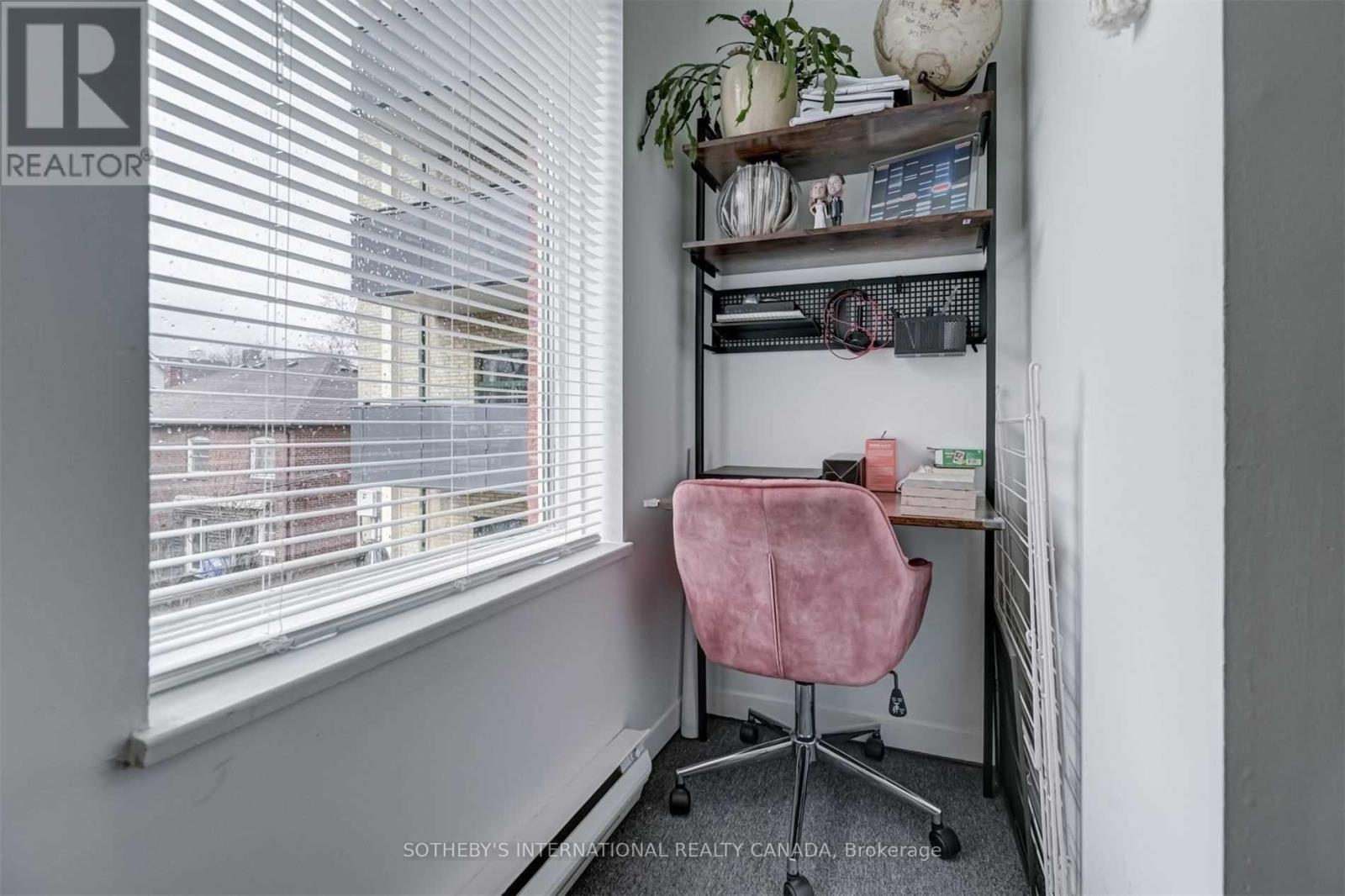1458 BAYVIEW AVENUE - 29