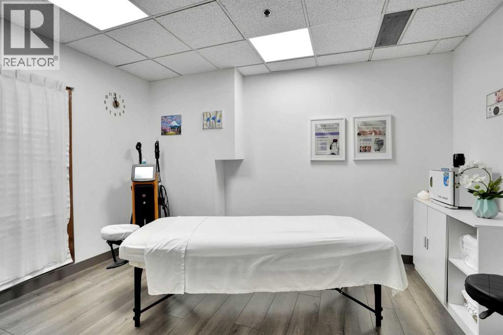 Business for Sale in   Avenue SW Beltline Calgary 