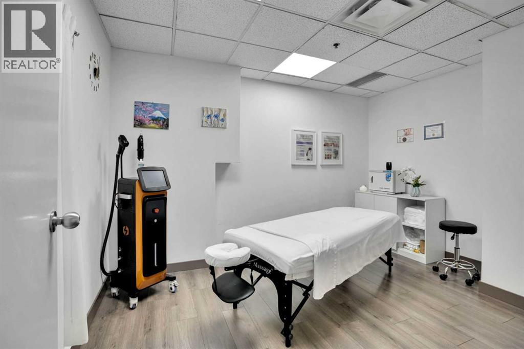 Business for Sale in   Avenue SW Beltline Calgary 