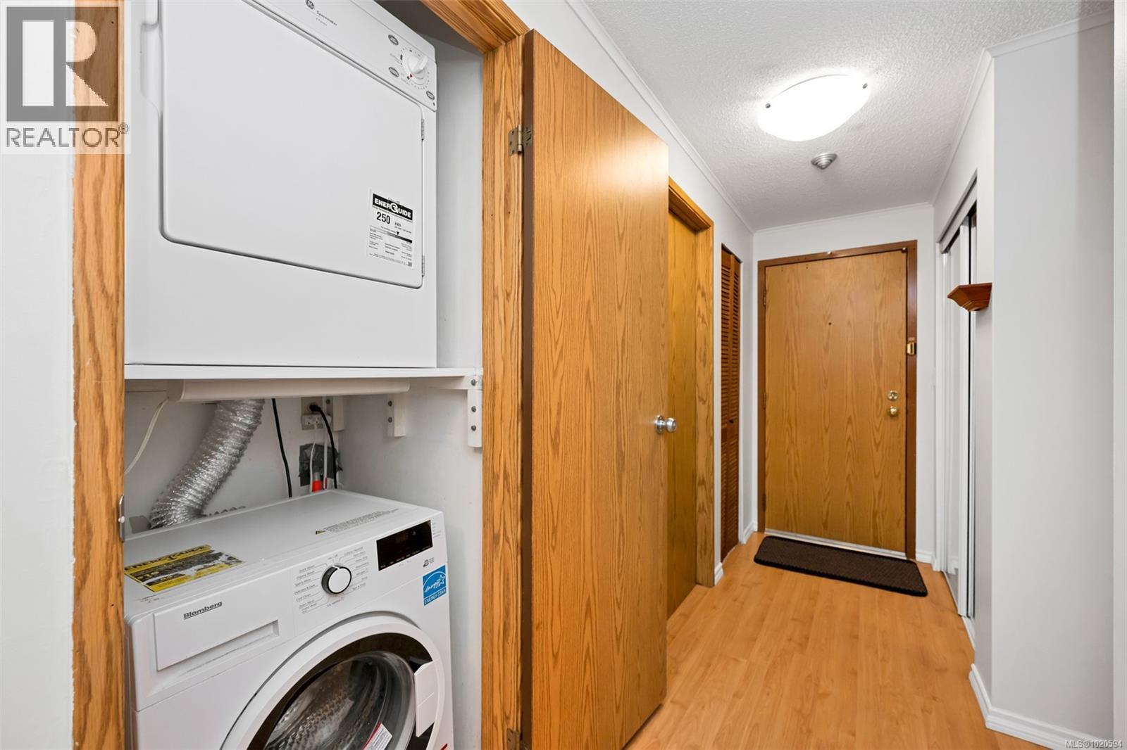 204 1010 Bristol Rd, Saanich