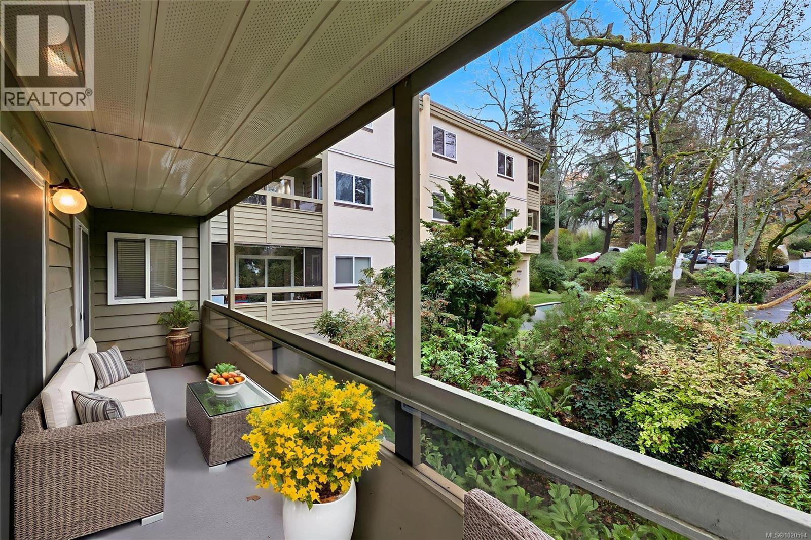 204 1010 Bristol Rd, Saanich