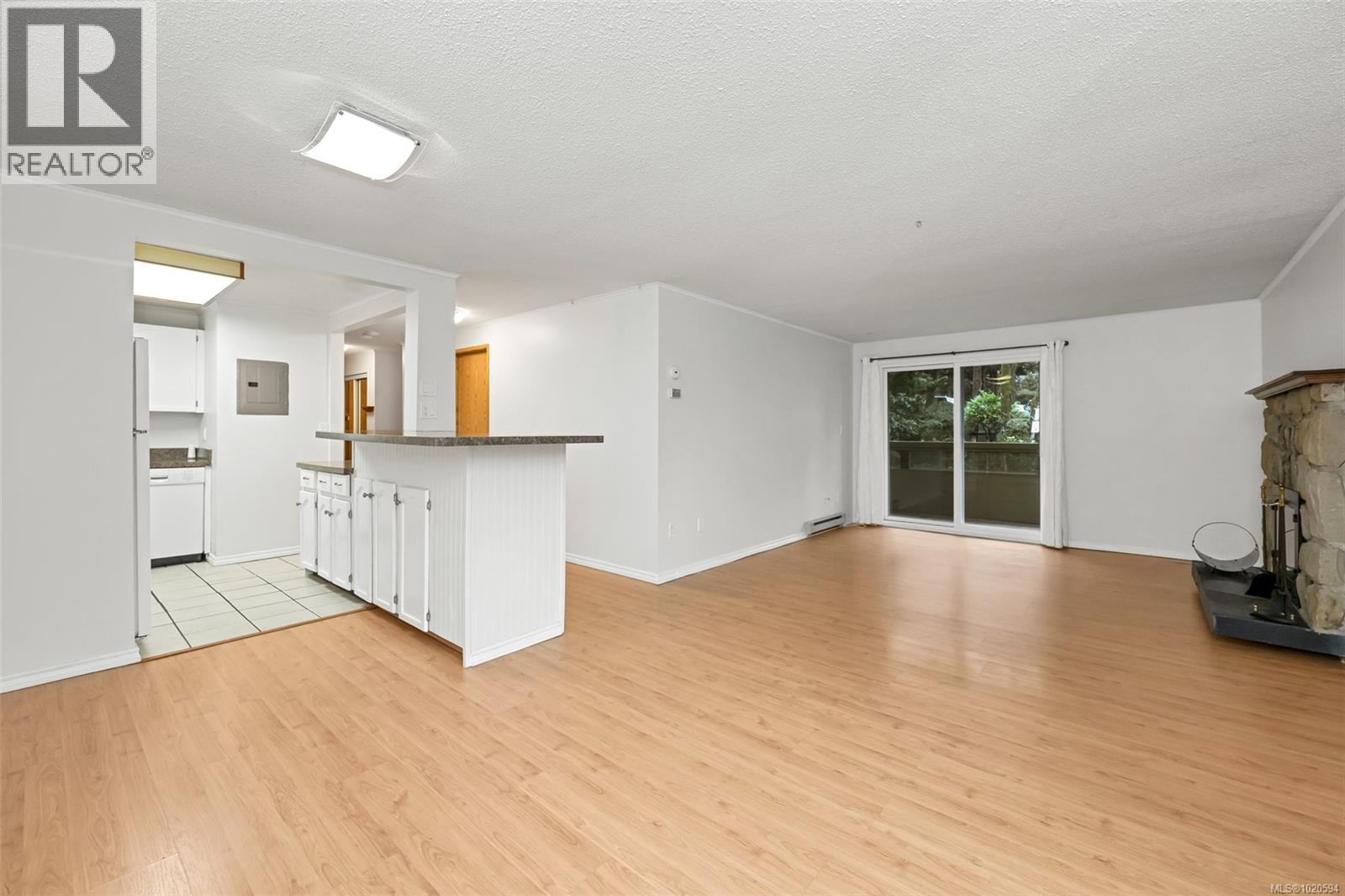 204 1010 Bristol Rd, Saanich