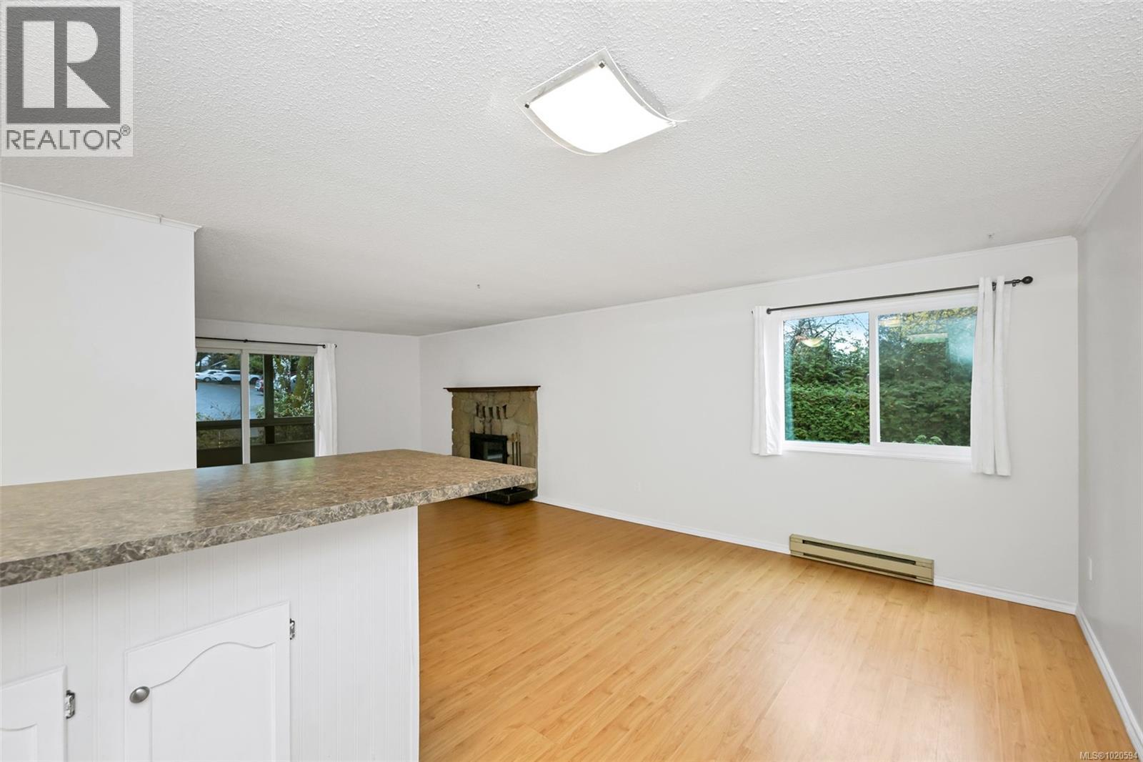 204 1010 Bristol Rd, Saanich