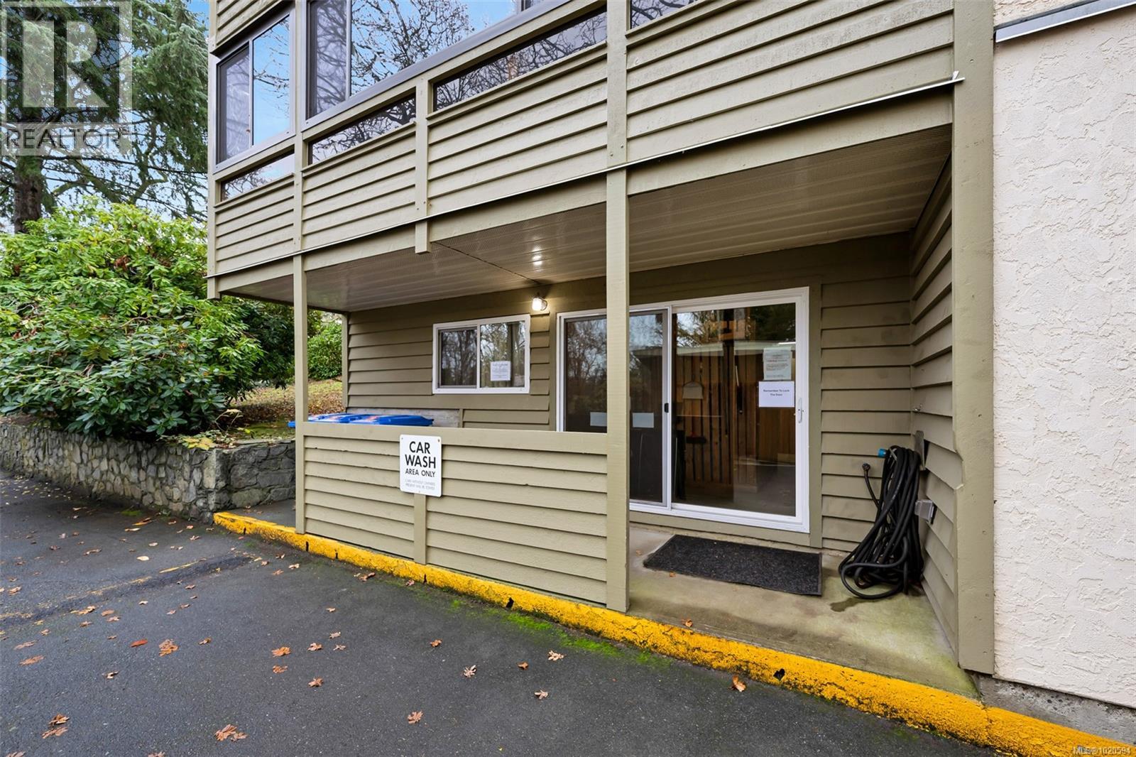 204 1010 Bristol Rd, Saanich