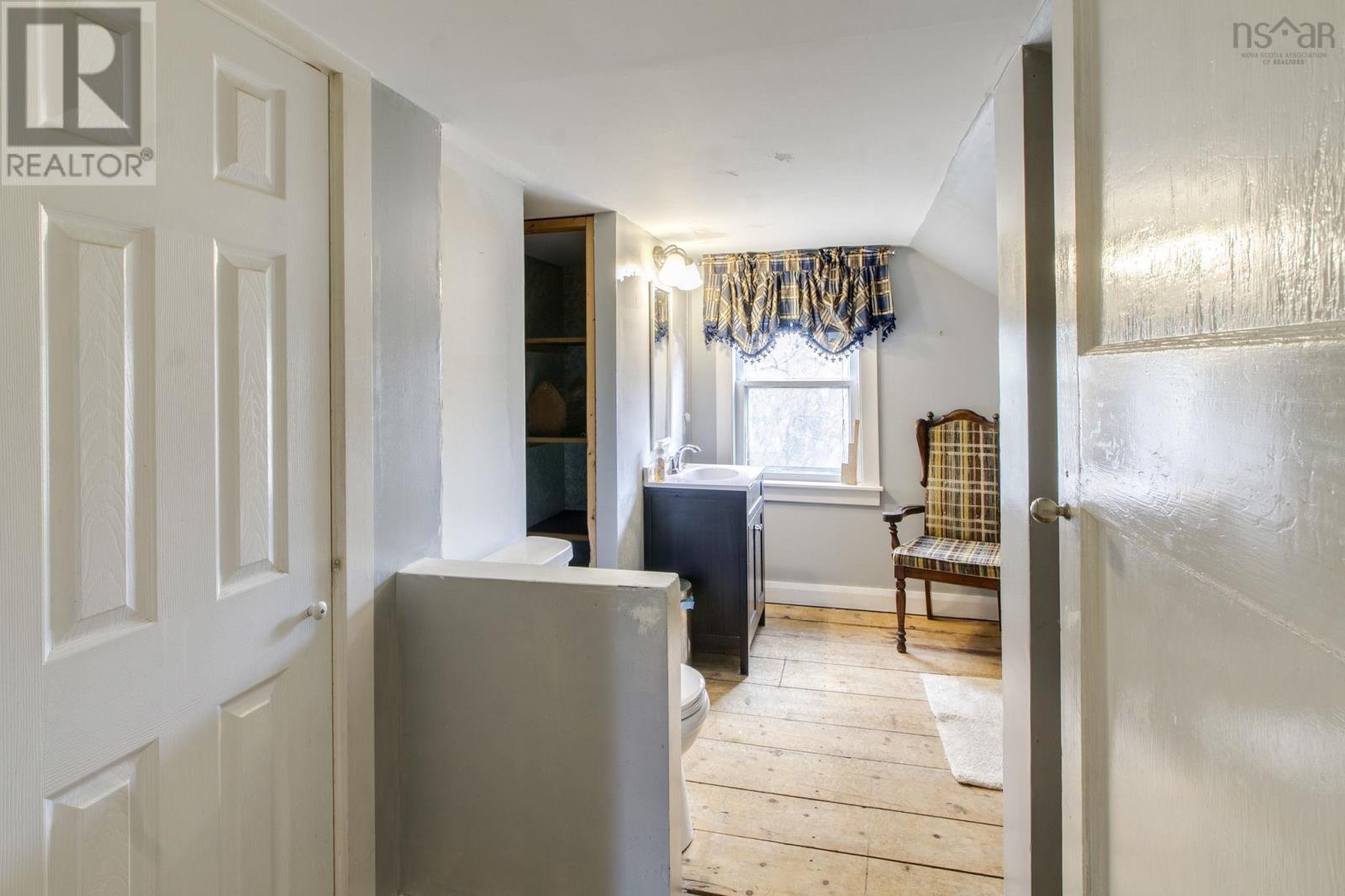 Property 21 of 50 of 6209 Highway 1