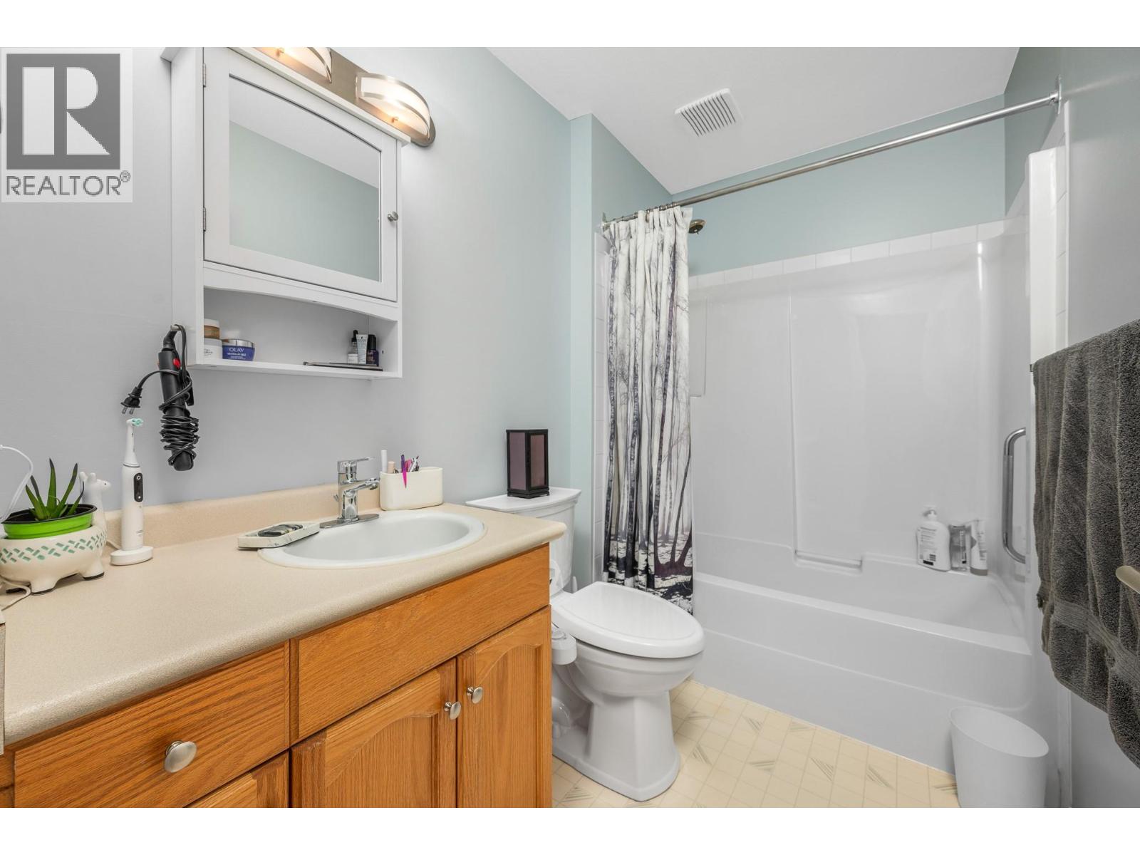 401 3806 35 Avenue, Vernon