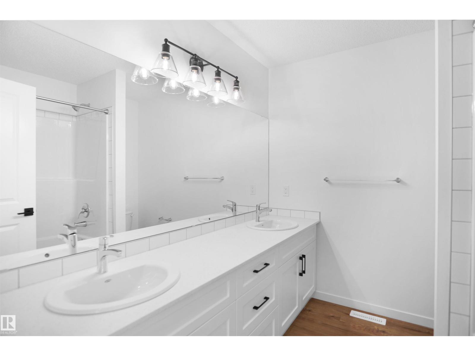 #54 19904 31 AV NW, Edmonton