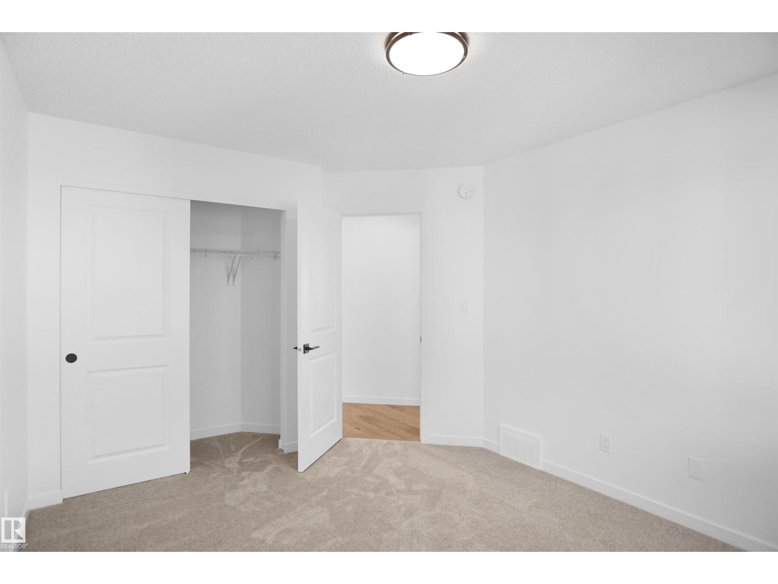 #54 19904 31 AV NW, Edmonton