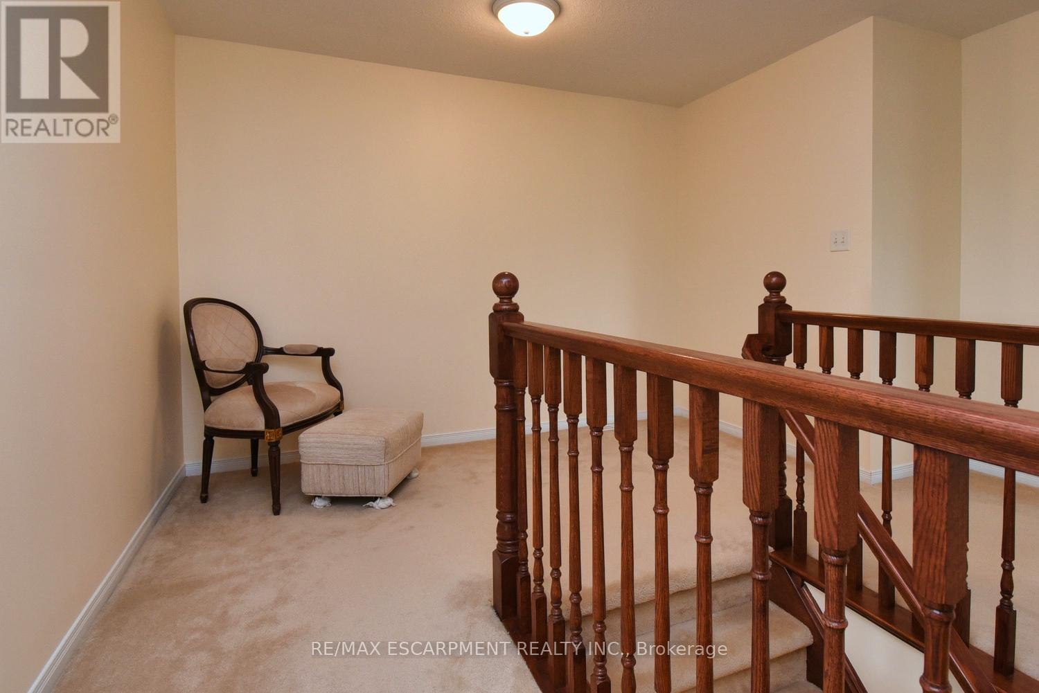 Single Family House for Sale in    SOUTHSIDE PLACE Hamilton (Mountview) 