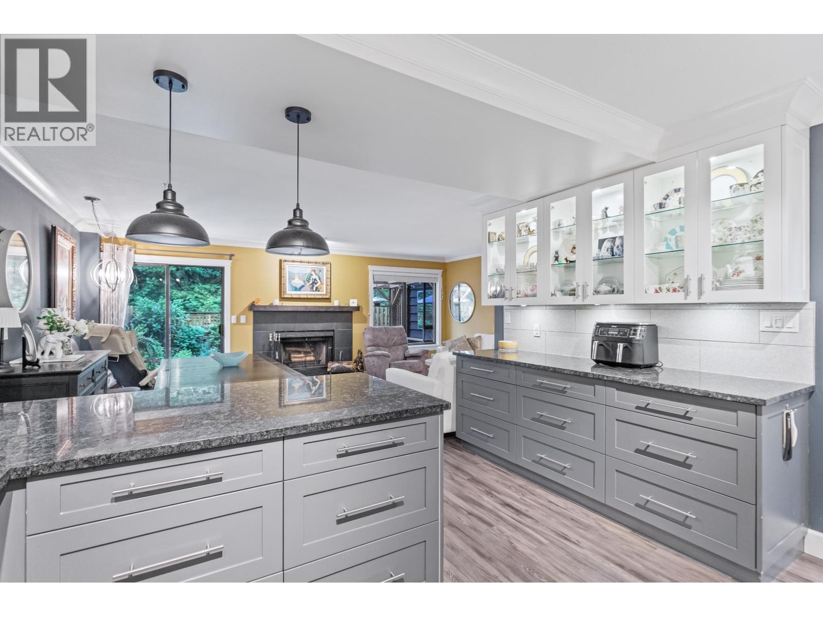 9 12227 SKILLEN STREET, Maple Ridge