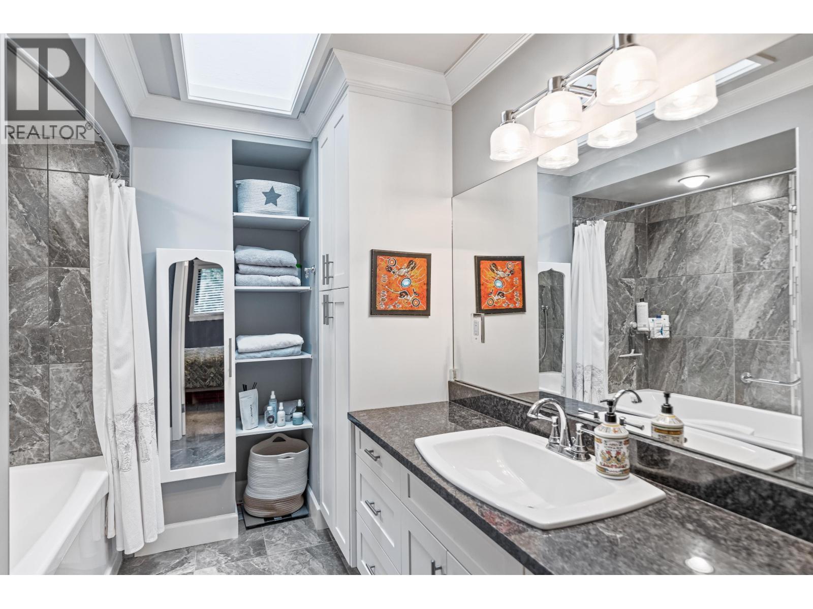 9 12227 SKILLEN STREET, Maple Ridge