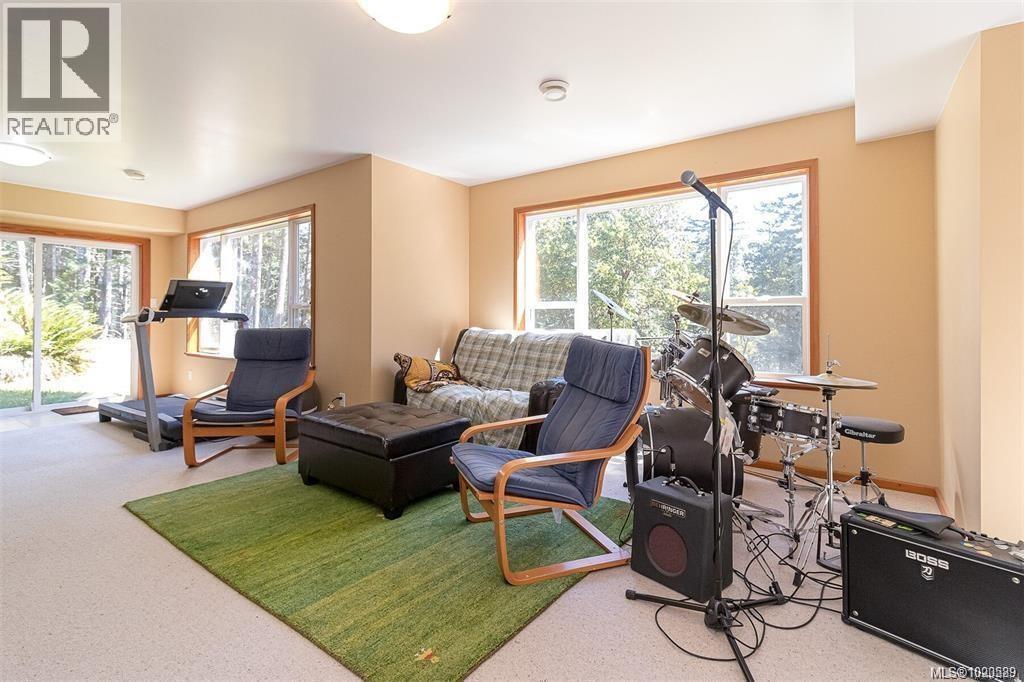 1291 Boulderpath Rd, Metchosin