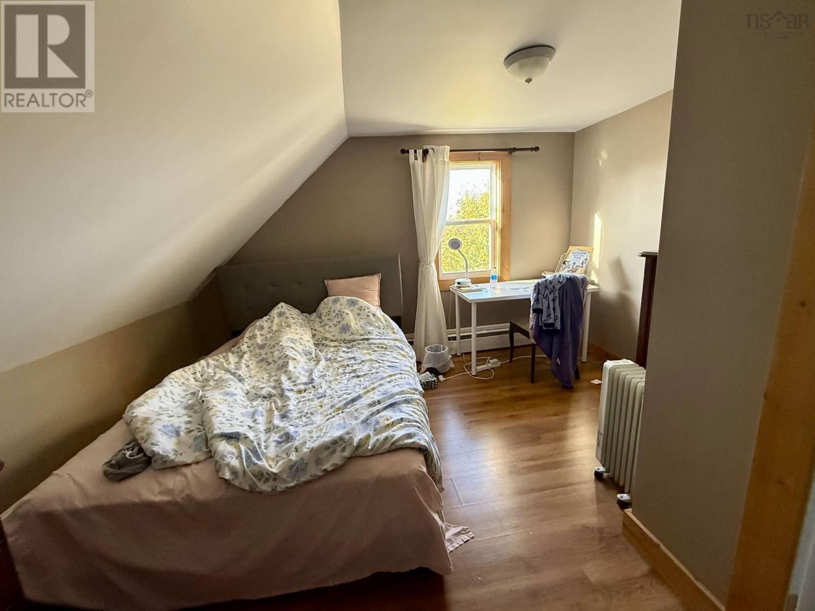 Property 14 of 18 of 27 Starrs Road