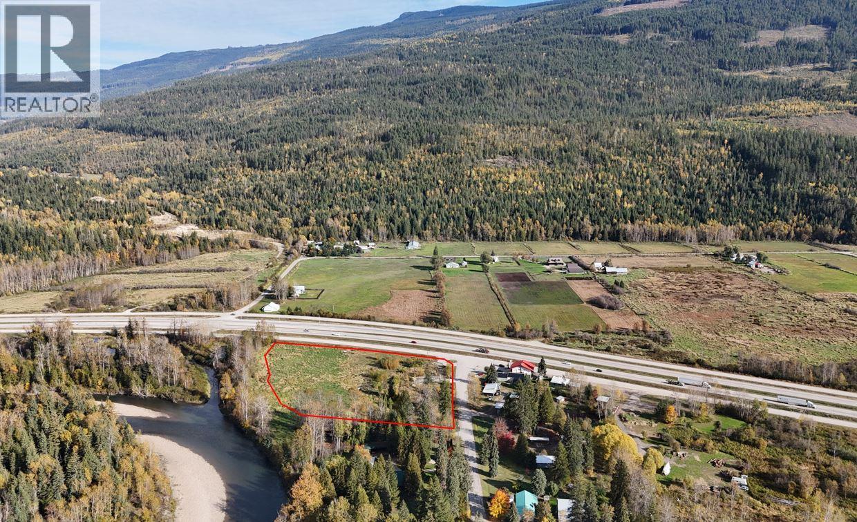  3785 Malakwa Road, Malakwa