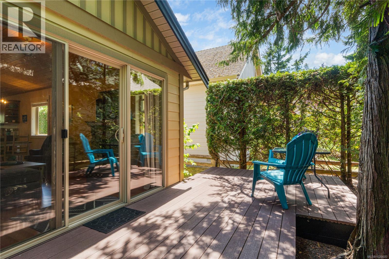 113 1080 Resort Dr, Parksville