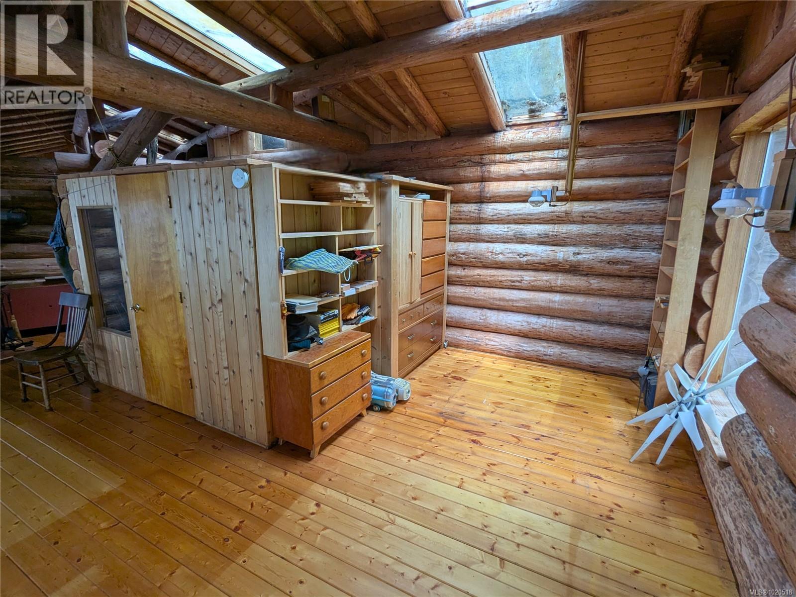 3 Grant Rd, Lasqueti Island