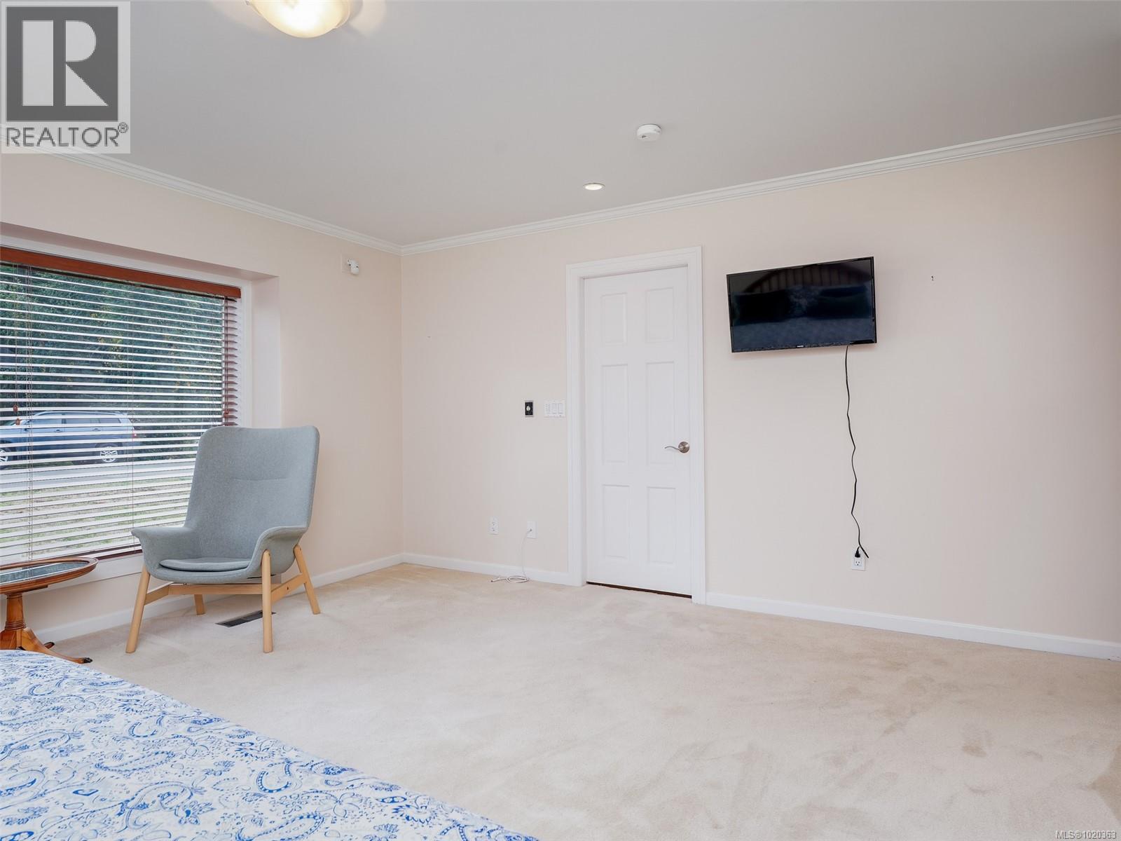 3914 Gibson Crt, Saanich