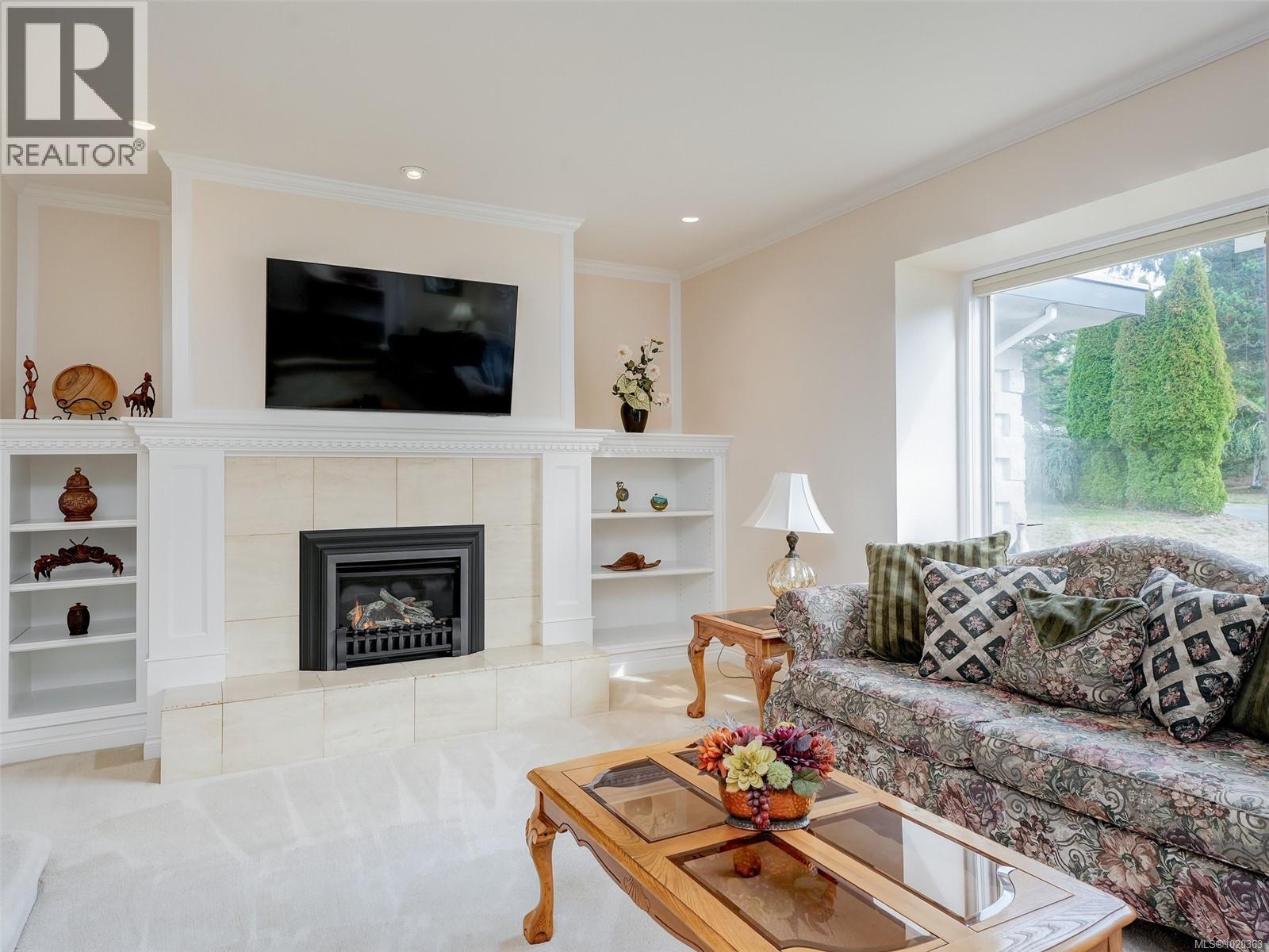 3914 Gibson Crt, Saanich