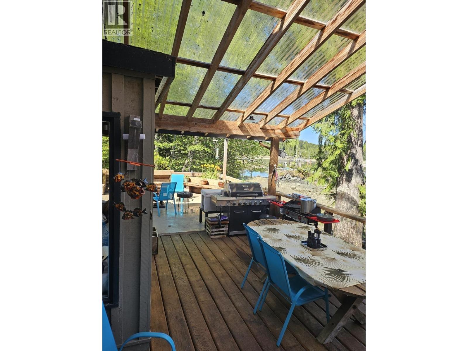 34 WHISKEY COVE (DENNY ISLAND) ROAD, Bella Coola