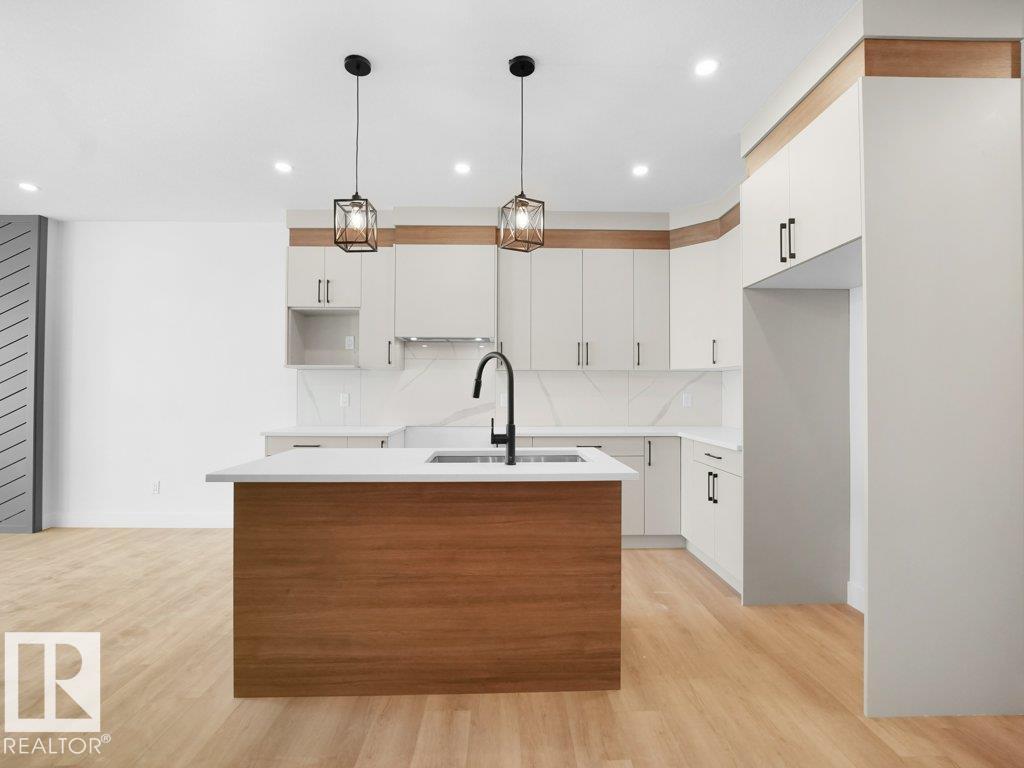 432 Crystal Creek Link, Leduc