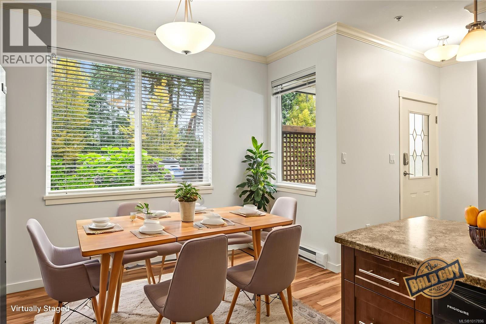 102 2149 Ridgemont Pl, Nanaimo