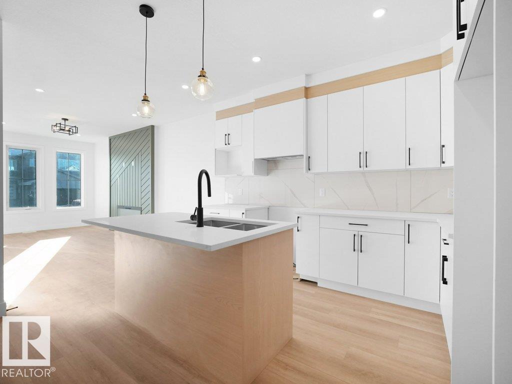 434 Crystal Creek Link, Leduc