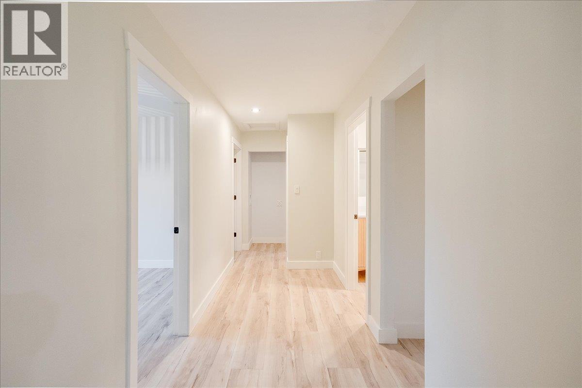 1408 Meadowbrook Drive, Castlegar